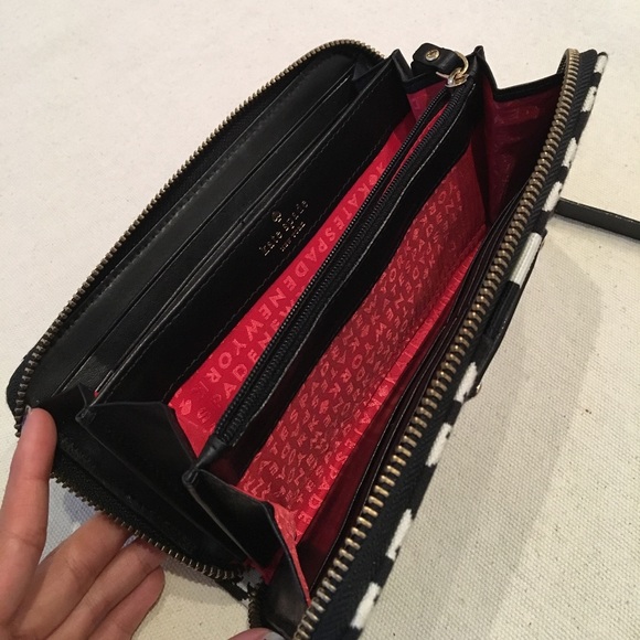Kate Spade Wallet - Picture 4 of 5