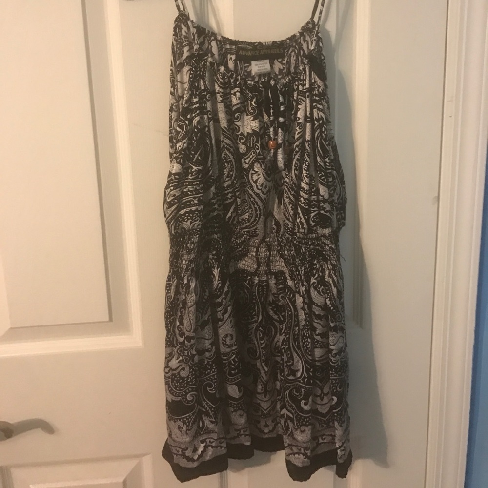 Black and white leaf patterned shirt