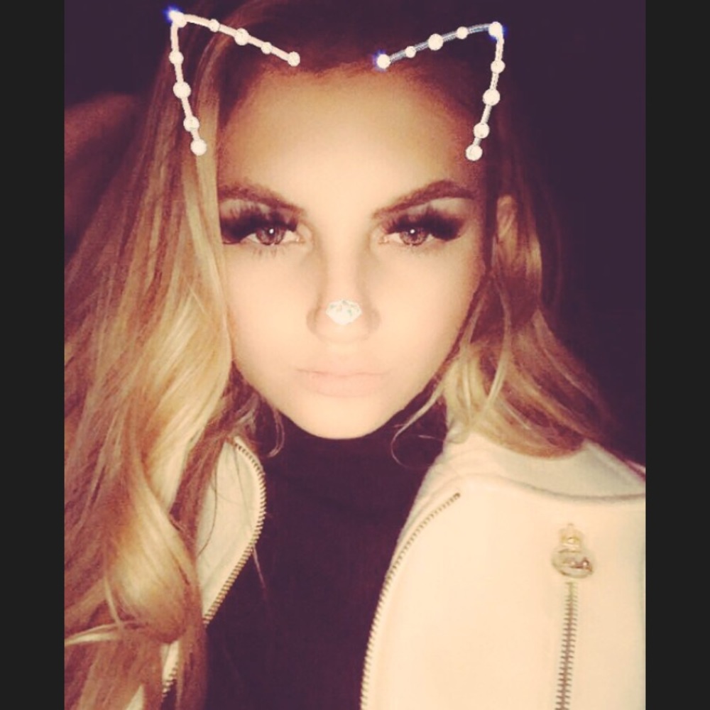 Meet your Posher, Kenzie