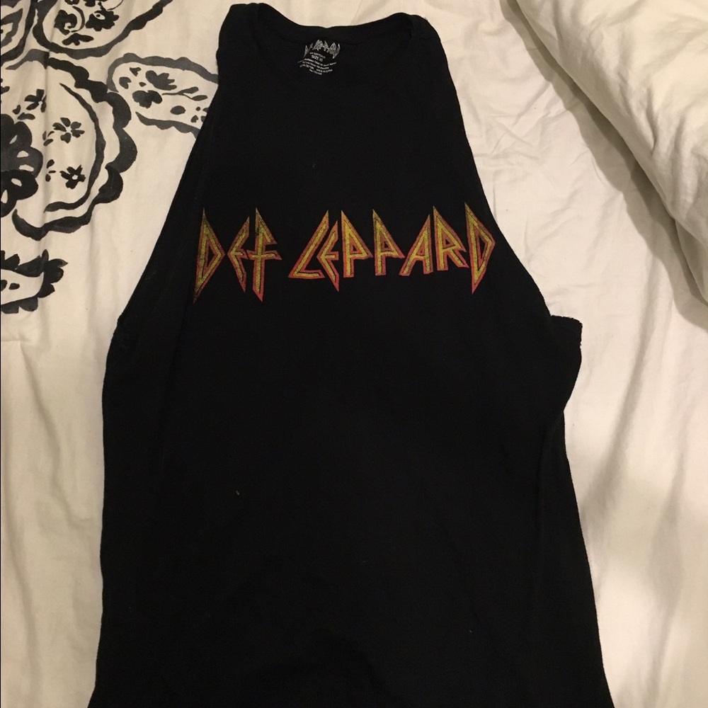 Forever 21 Tanktop Tee