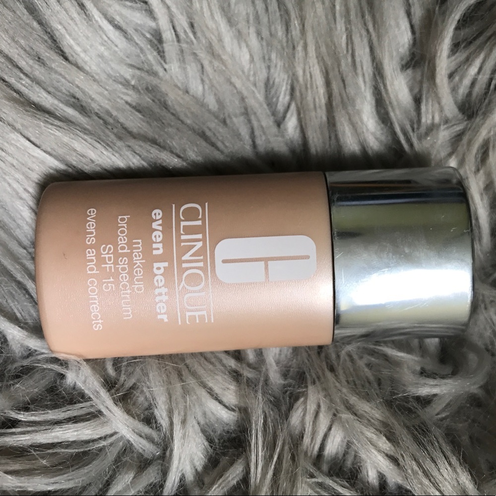 SALE✨Clinique Even Better Foundation -  SPF 15