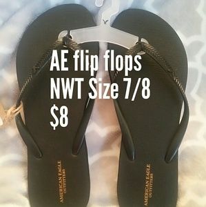 AE Flip Flops
