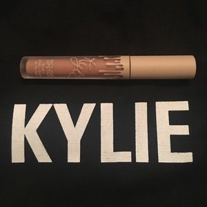 Birthday Suit - Kylie Matte Liquid lipstick
