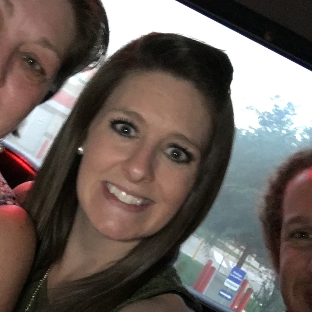 Meet your Posher, Becky