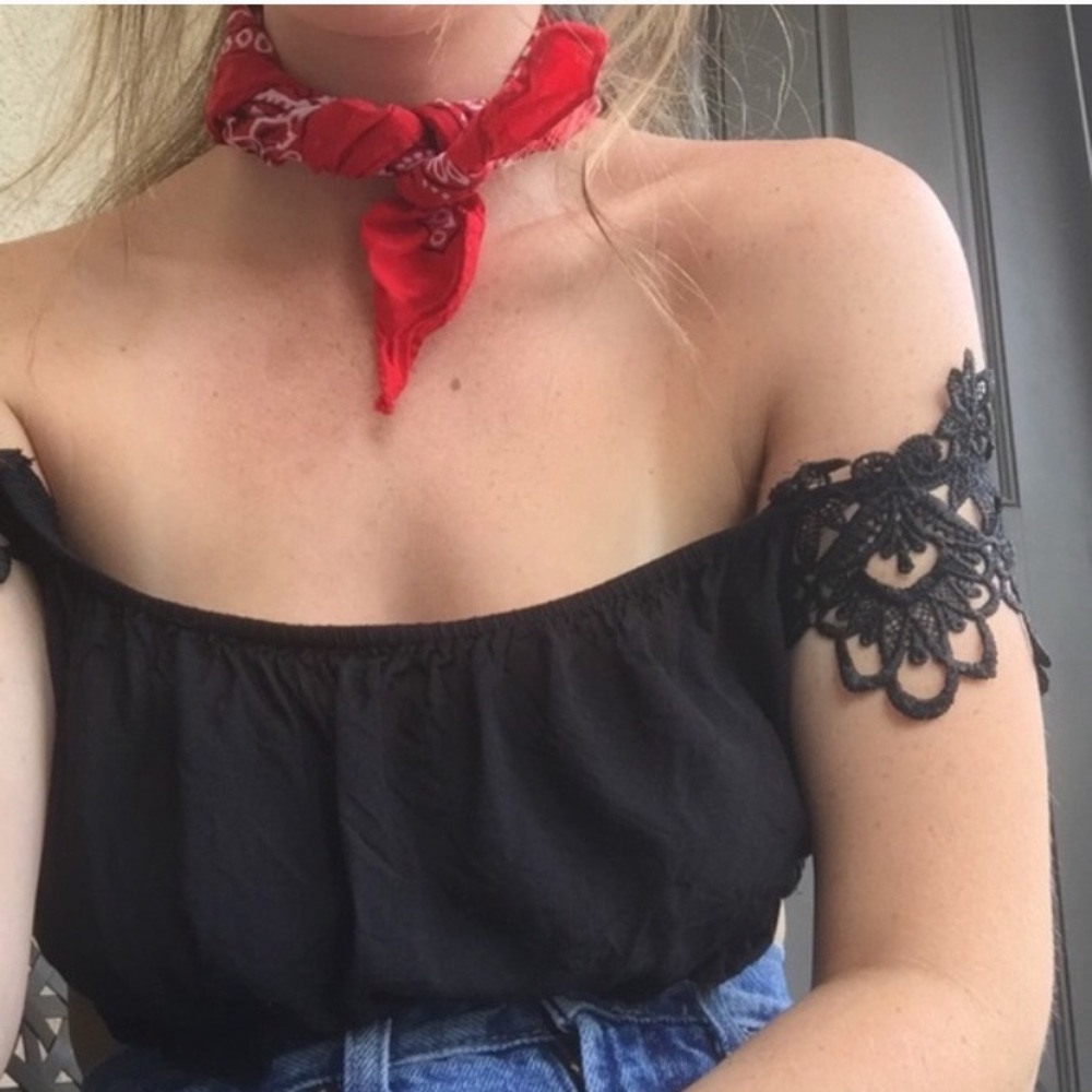 Classic Monterey bandana