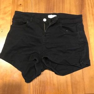 Black H&M shorts