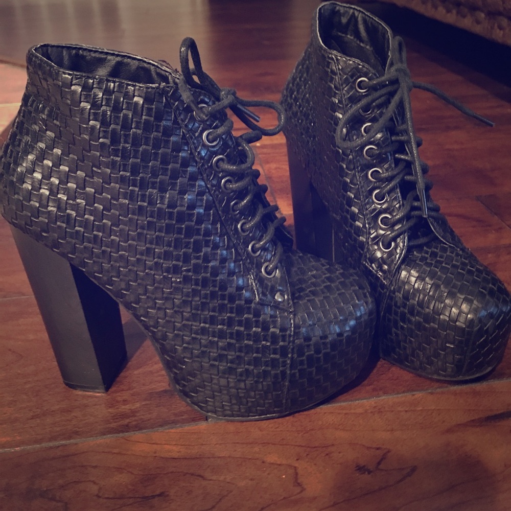 Black Chunky Booties