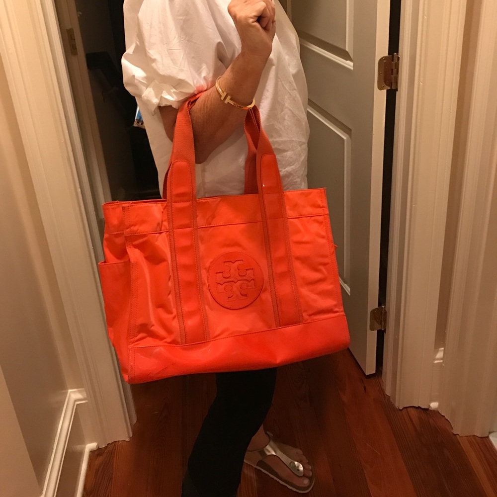 REDUCED Tory burch tote-PRICE REDUCED