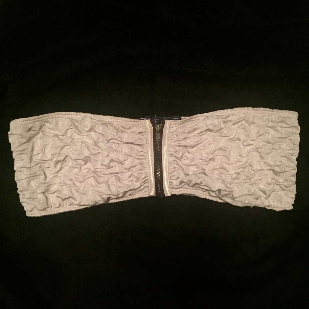 Ruffle Zip-Up Strapless Bralette / Bandeau