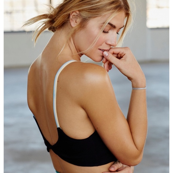 SALE✨Free People Sunset Crop - Picture 2 of 6