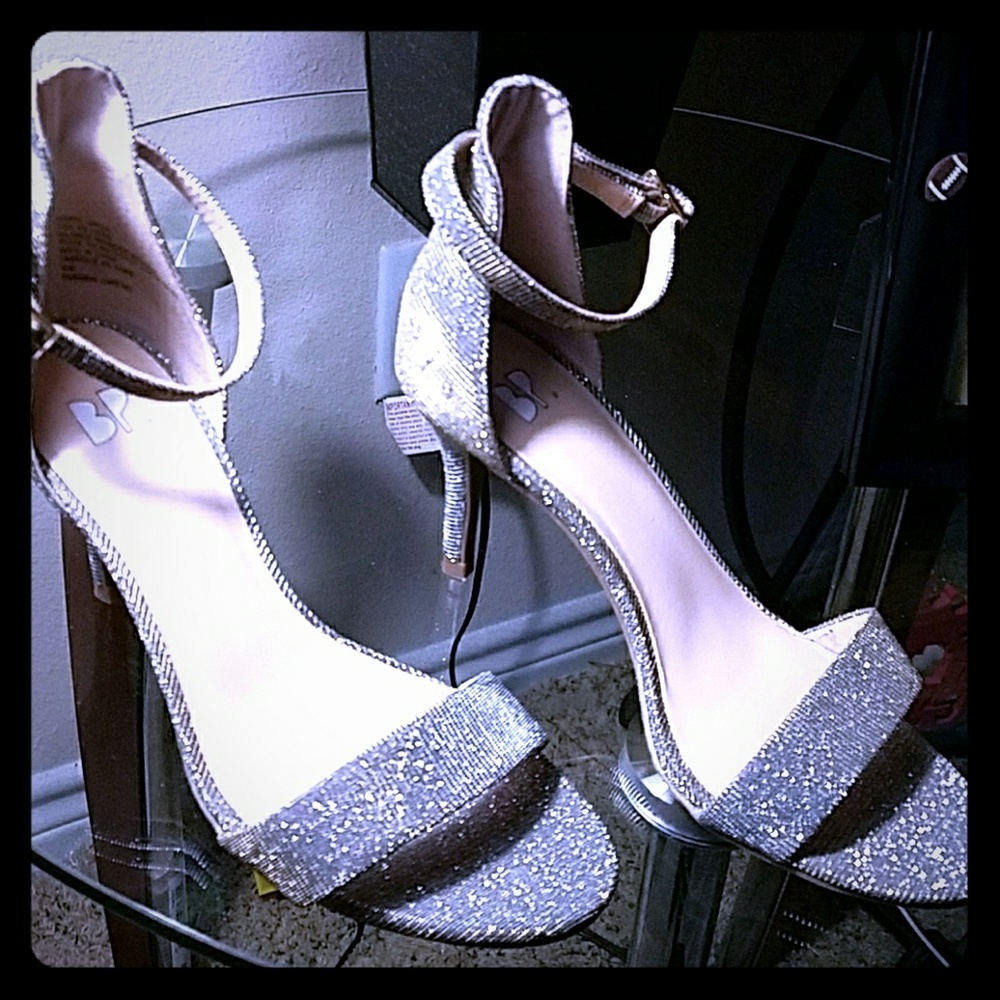 Dressy shoes for a night out on the town.