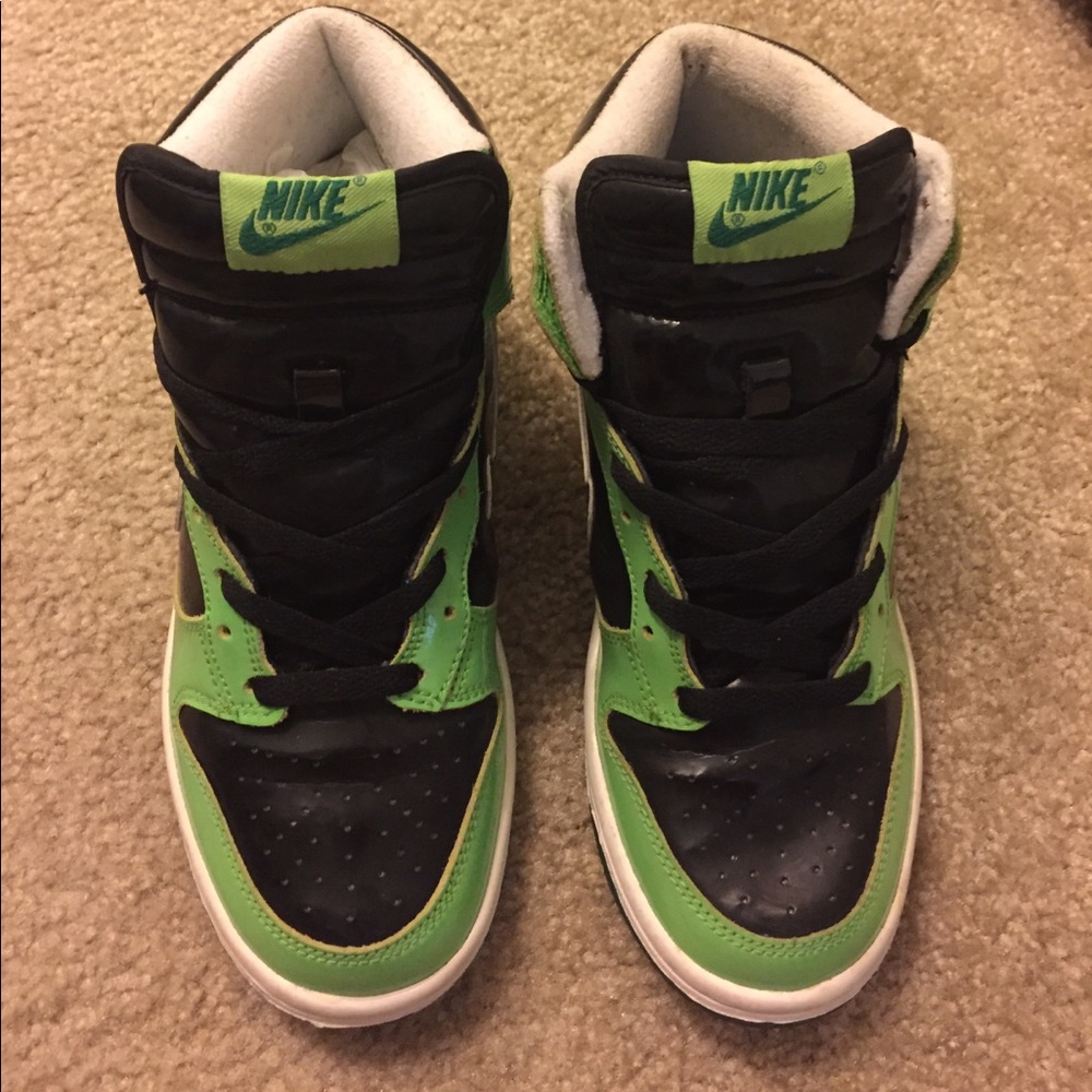 Nike Dunks LIMITED EDITION