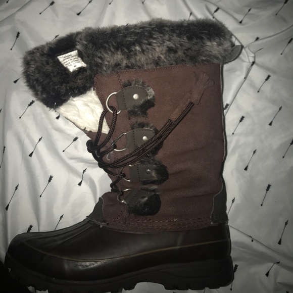 Boots - Picture 2 of 3