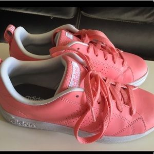 Adidas sneakers size 6