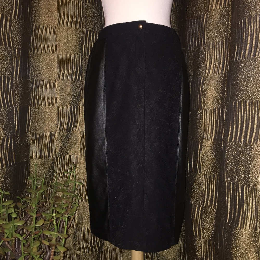 Bagatelle Skirt