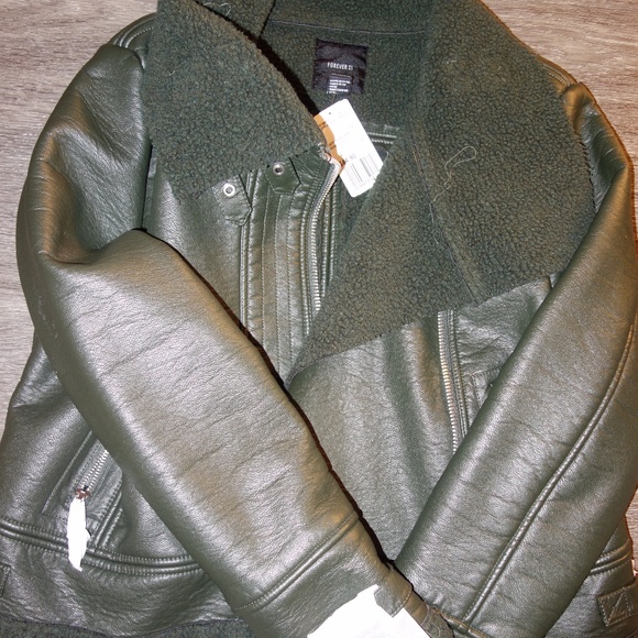 Olive Green Crop Bomber Jacket - Picture 2 of 2