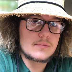 Meet your Posher, Carter