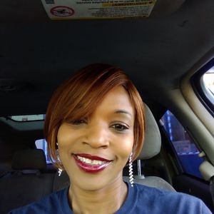 Meet your Posher, Alicia