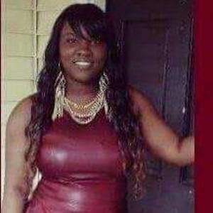 Meet your Posher, Shana