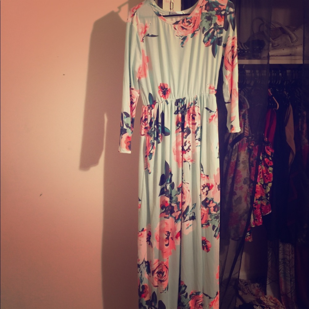 Plus Sized Floral Maxi Dress