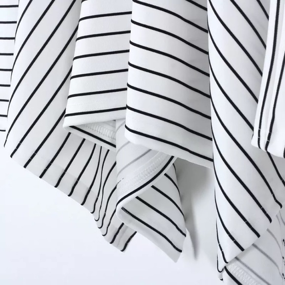 Striped Bow Back Top - Picture 3 of 4