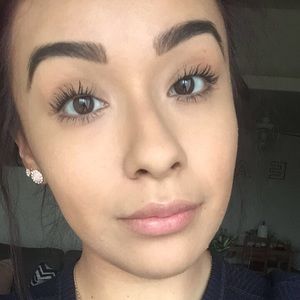 Meet your Posher, Adriana