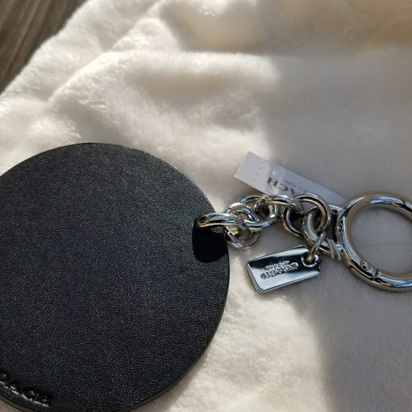 Coach Key Chain In 4 Colors - Picture 5 of 7