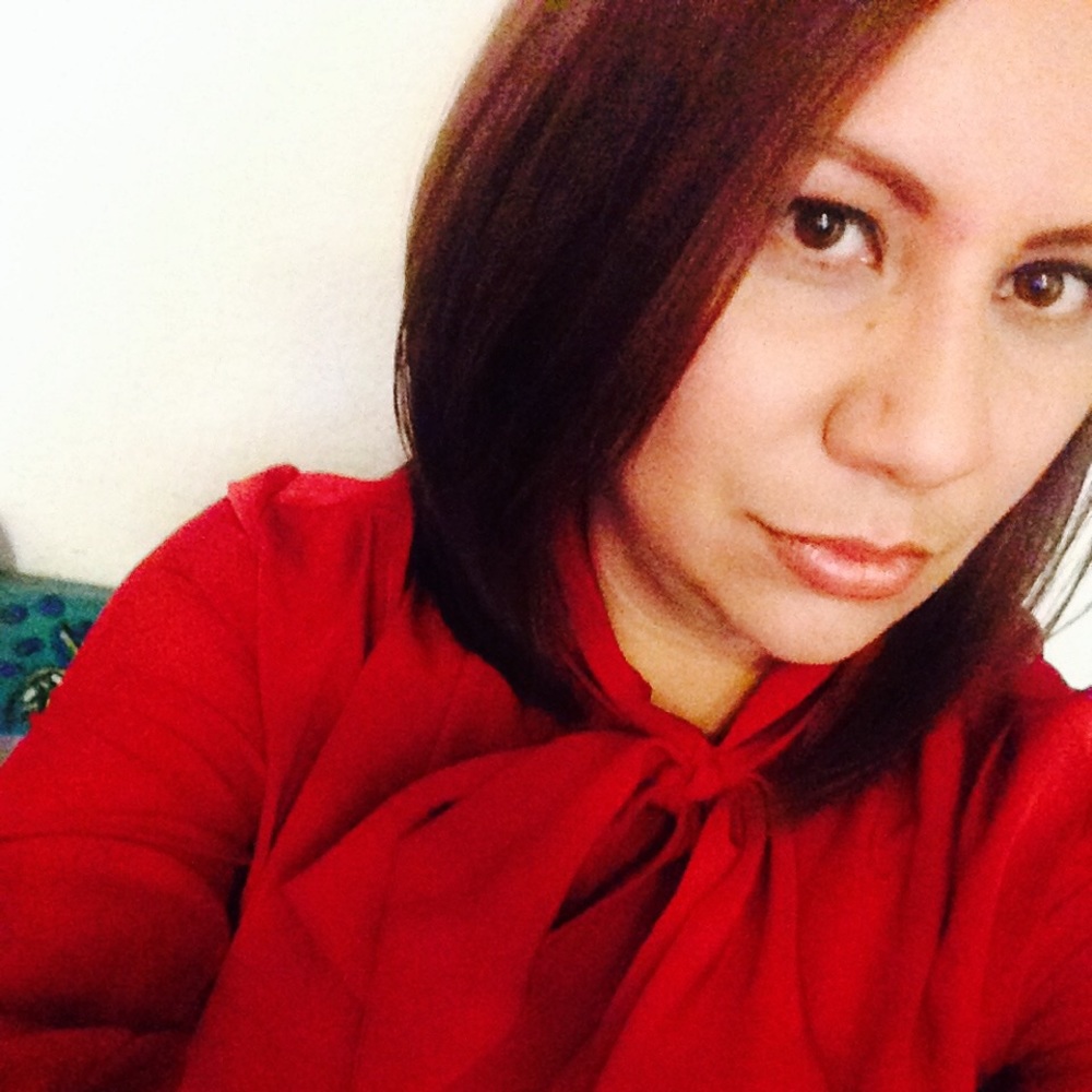 Meet your Posher, Deyanira