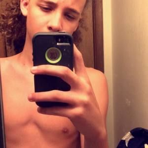 Meet your Posher, Aaron