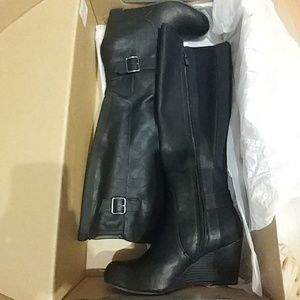 Kenneth Cole High Heel Boots