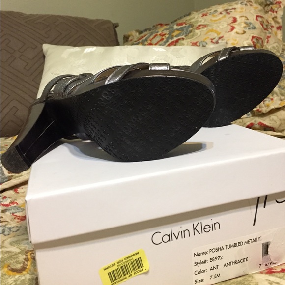 Calvin Klein heels - Picture 5 of 7