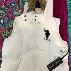 Polo Vest