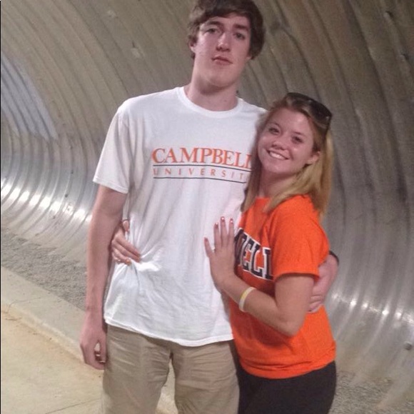 Meet your Posher, Sara - Picture 3 of 8