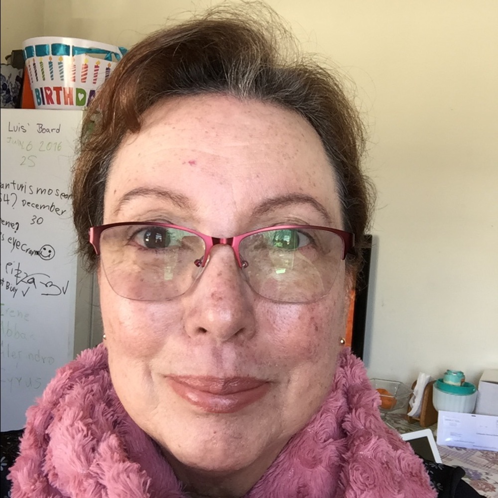 Meet your Posher, Gilma