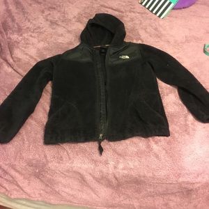 Girls black north face jacket size: L/G 14/16