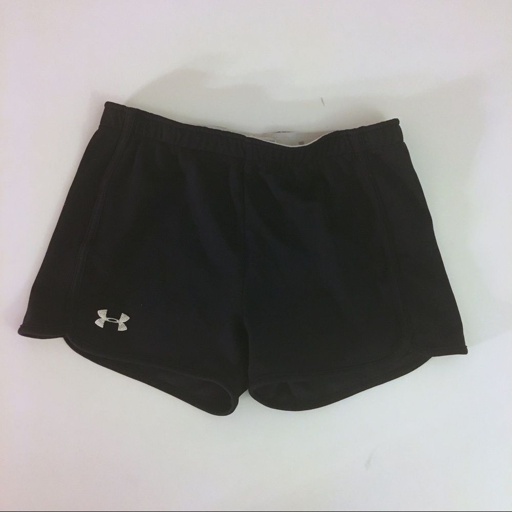 Under Armour Girls Black Heat Gear Shorts - Large