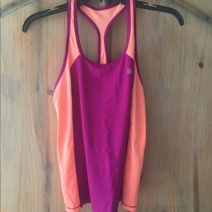 VS workout Tank-nwot