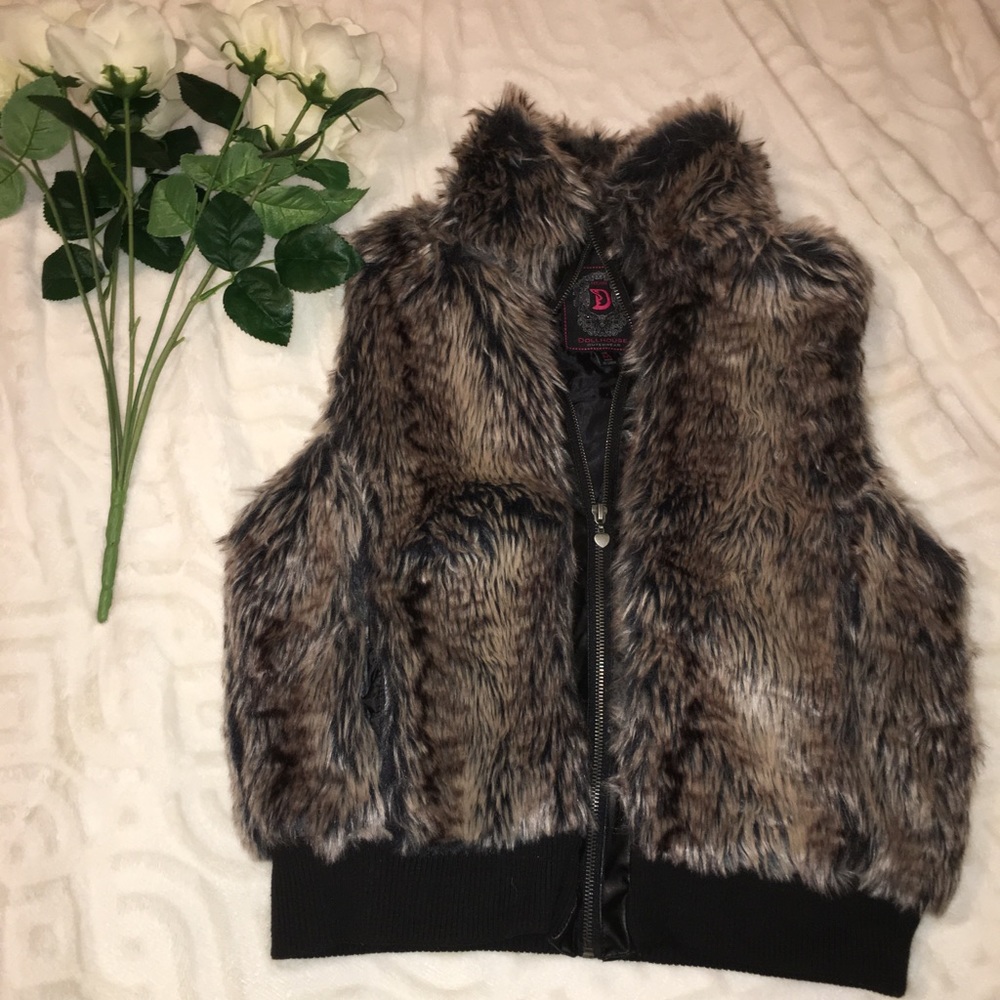 DOLLHOUSE FUR ZIP - UP VEST🌹🌹🌹