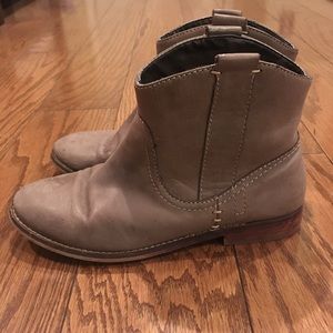 Shoemint Gemma Ankle Boots