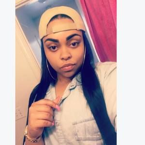 Meet your Posher, Carolyn