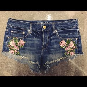 Embroidered Cut-off Jean Shorts