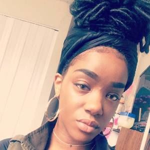 Meet your Posher, Jasmine