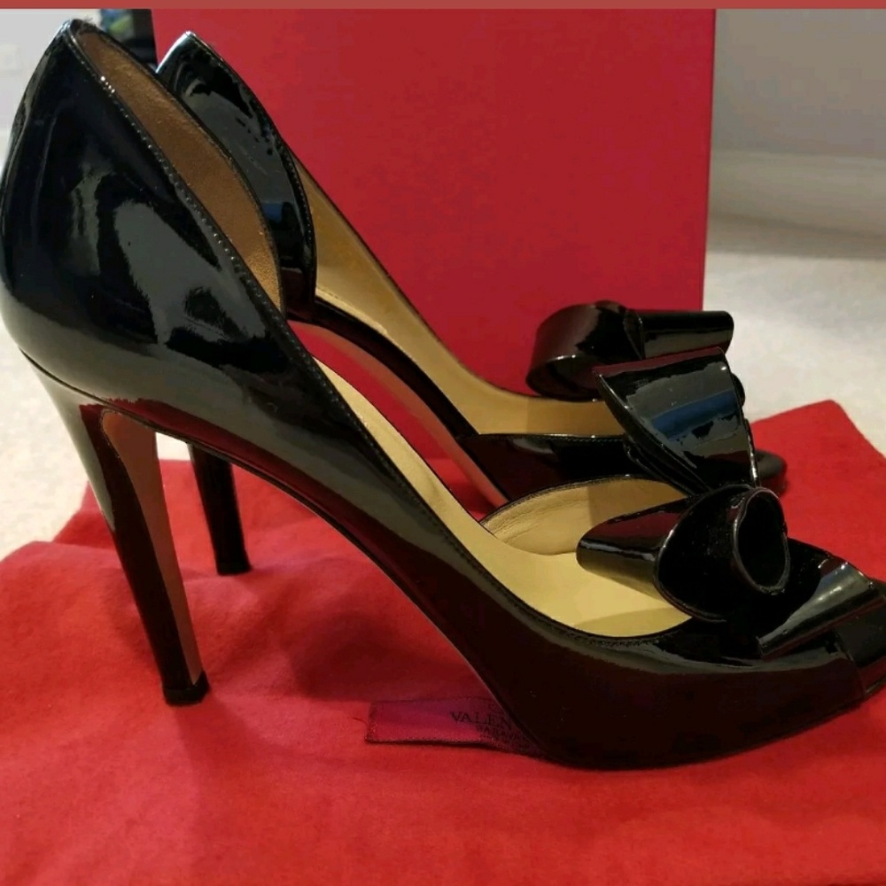 Authentic Valentino Garavani Bow Pump Shoes 38.5