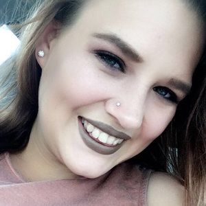 Meet your Posher, Deejay