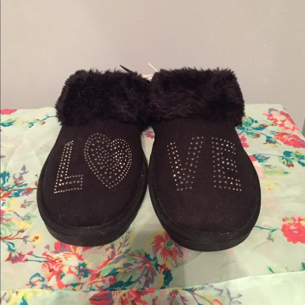 BNWT LOVE Slippers