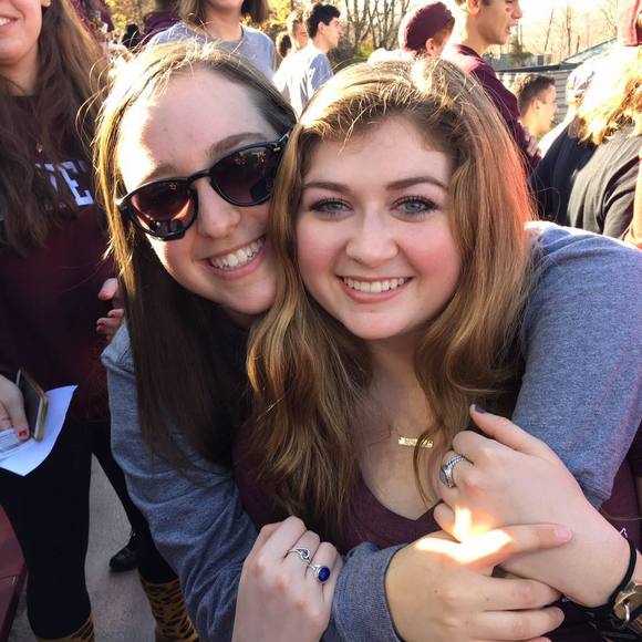 Meet your Posher, Catherine - Picture 2 of 5