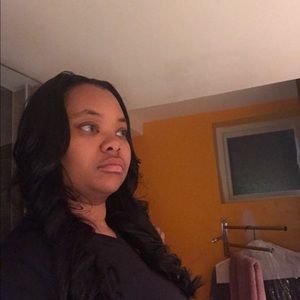 Meet your Posher, Latoya