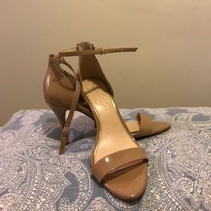Never worn | J. Simpson | Mirena Sandal | Nude 9