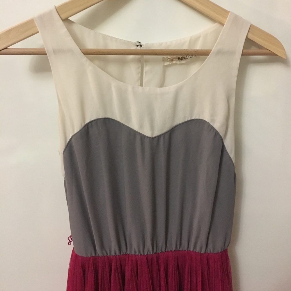 ‼️ DONATING 1/31 Rewind Pink & Gray Heart Dress - Picture 2 of 4