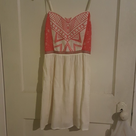 Dress - Picture 1 of 3